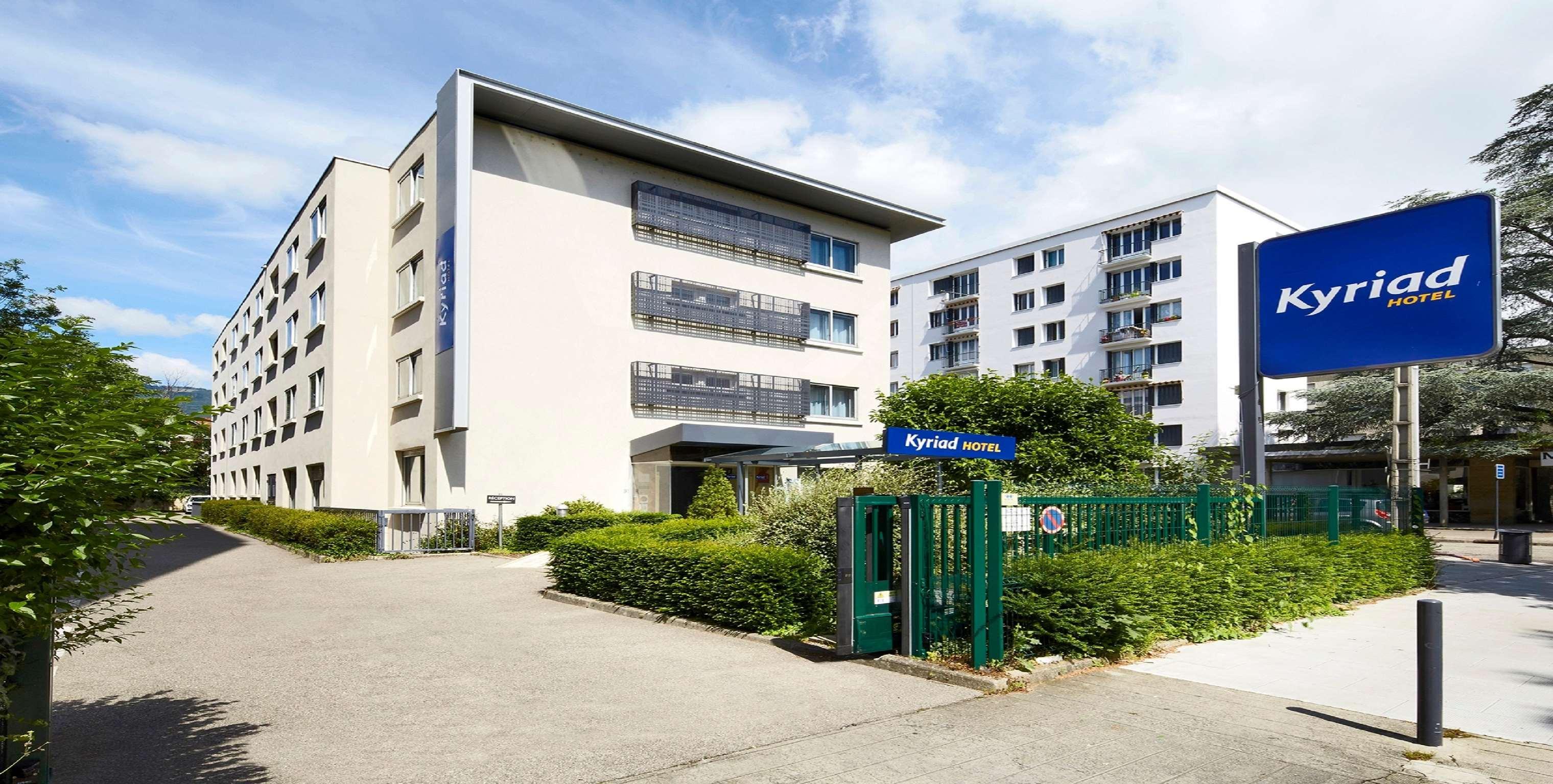 Kyriad Grenoble Centre Bagian luar foto