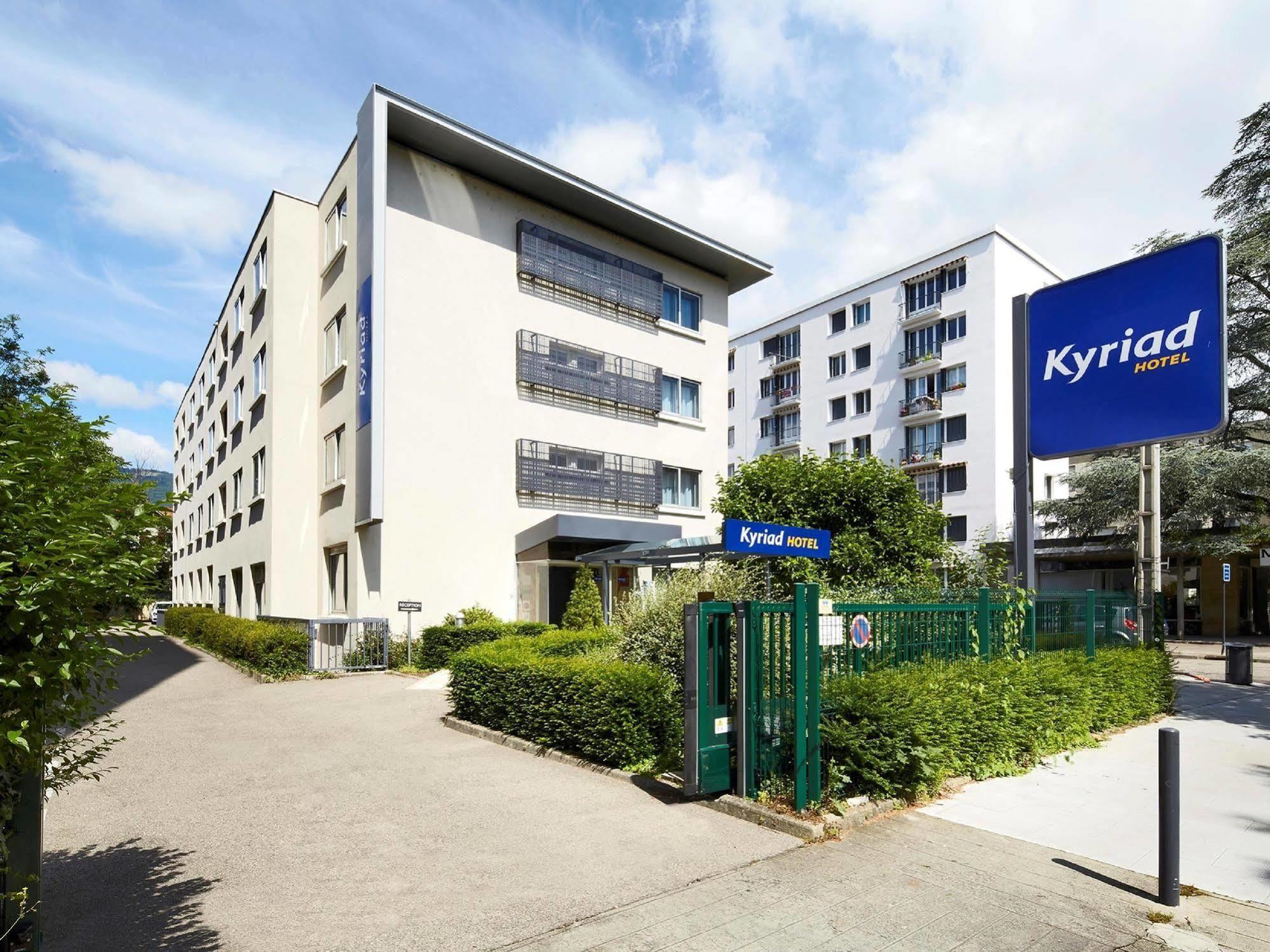 Kyriad Grenoble Centre Bagian luar foto